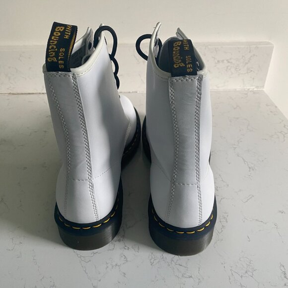NWT Doc Martens 1460 Women's Softy T Leather Lace-up Combat Boots White Size 11 - Picture 7 of 14